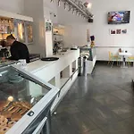 Arthouse Termini בית הארחה